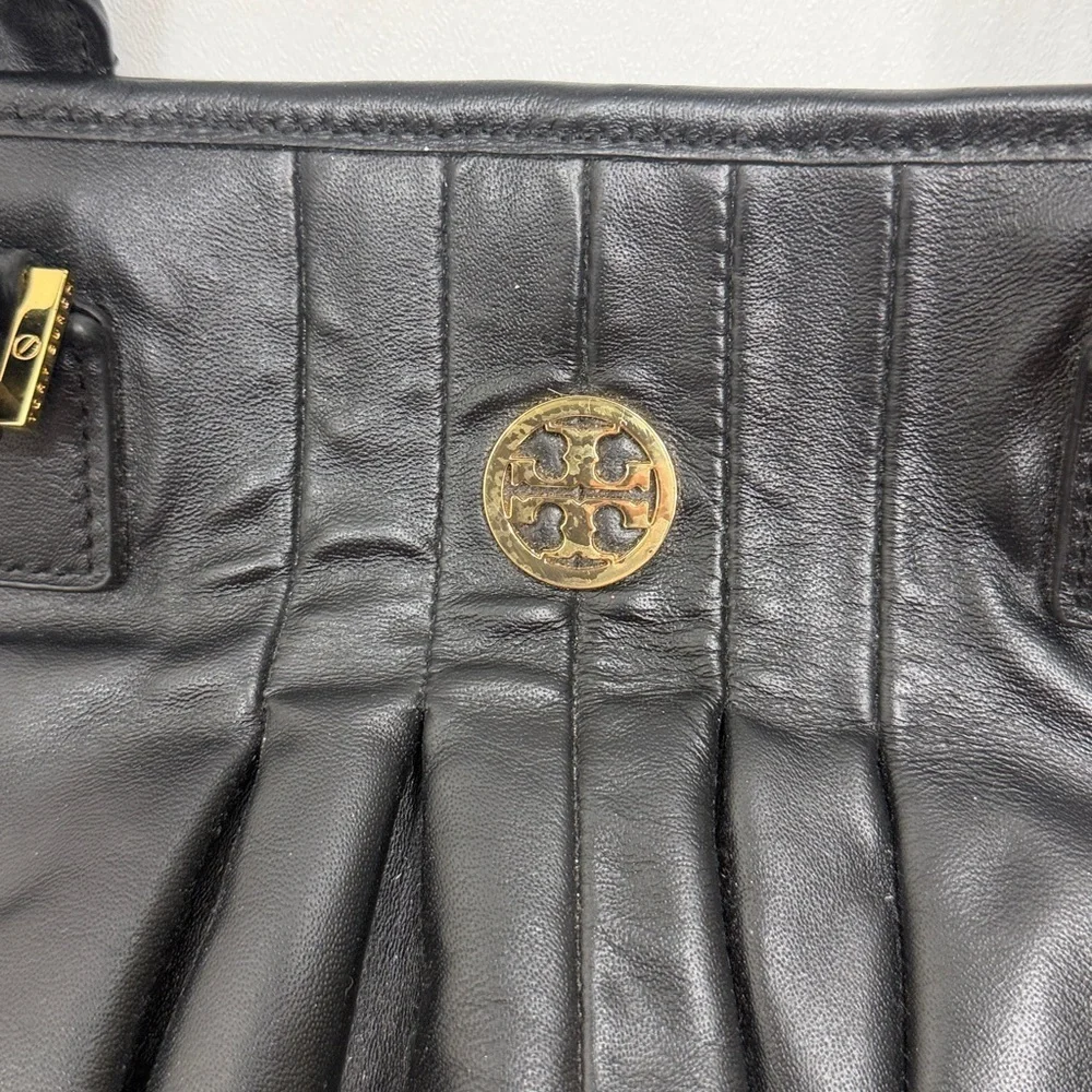 Tory Burch Verona Tote black leather Office bag.